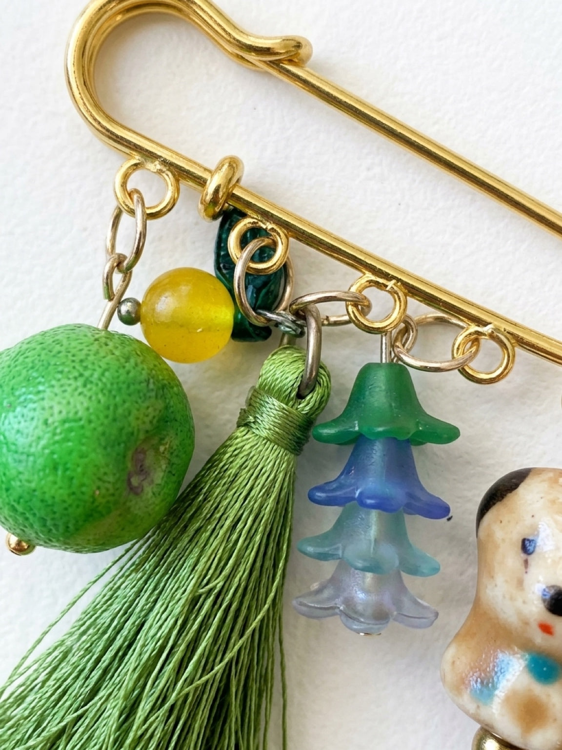 Whimsical Charm Statement Safety Pin – Quirky Mix-and-Match Accessory for Sneakers, Bags, & Jackets